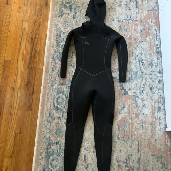 Patagonia R4 Yulex Front Zip Hooded Women's Wetsuit Size